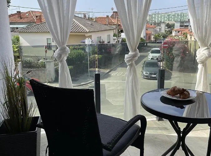 Apartment Giovanna With Terrace And Free Parking *